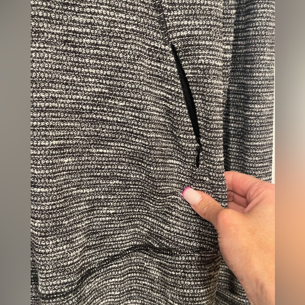 Lululemon Think Fast Pullover - Picture 6 of 12